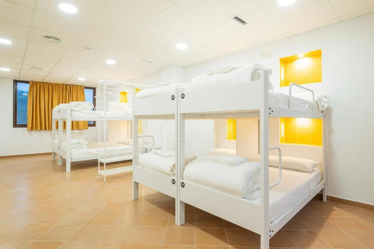 Benarrabá Hostel