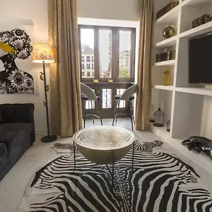  Aparthotel The Clock House Luxury Urban Suites