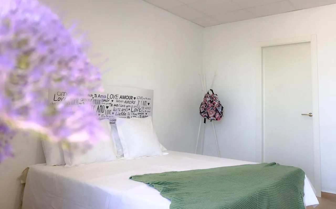 Benarraba Hostel