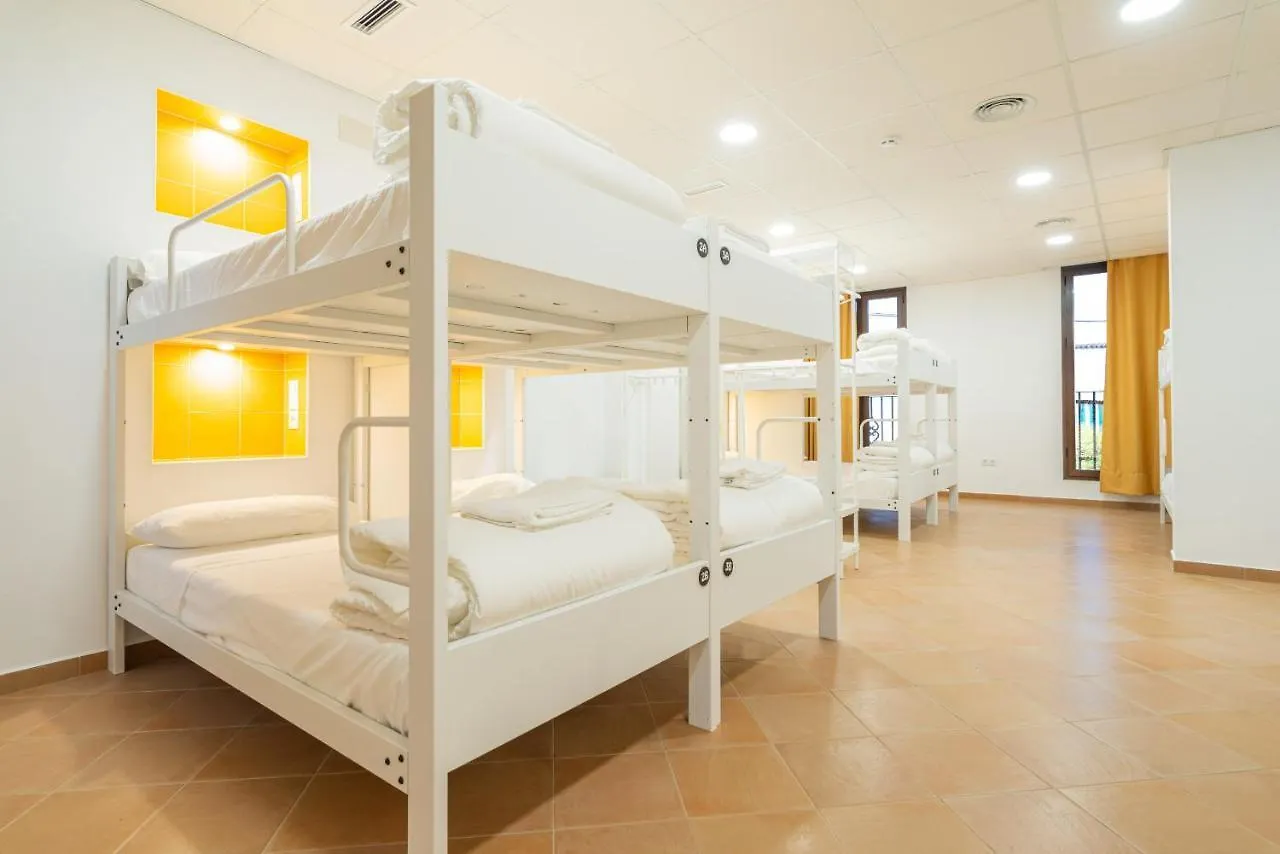 Benarraba Hostel