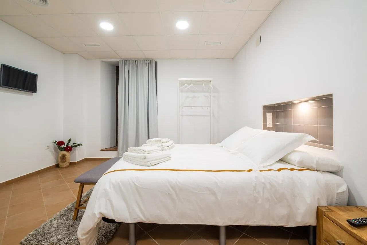 Benarraba Hostel